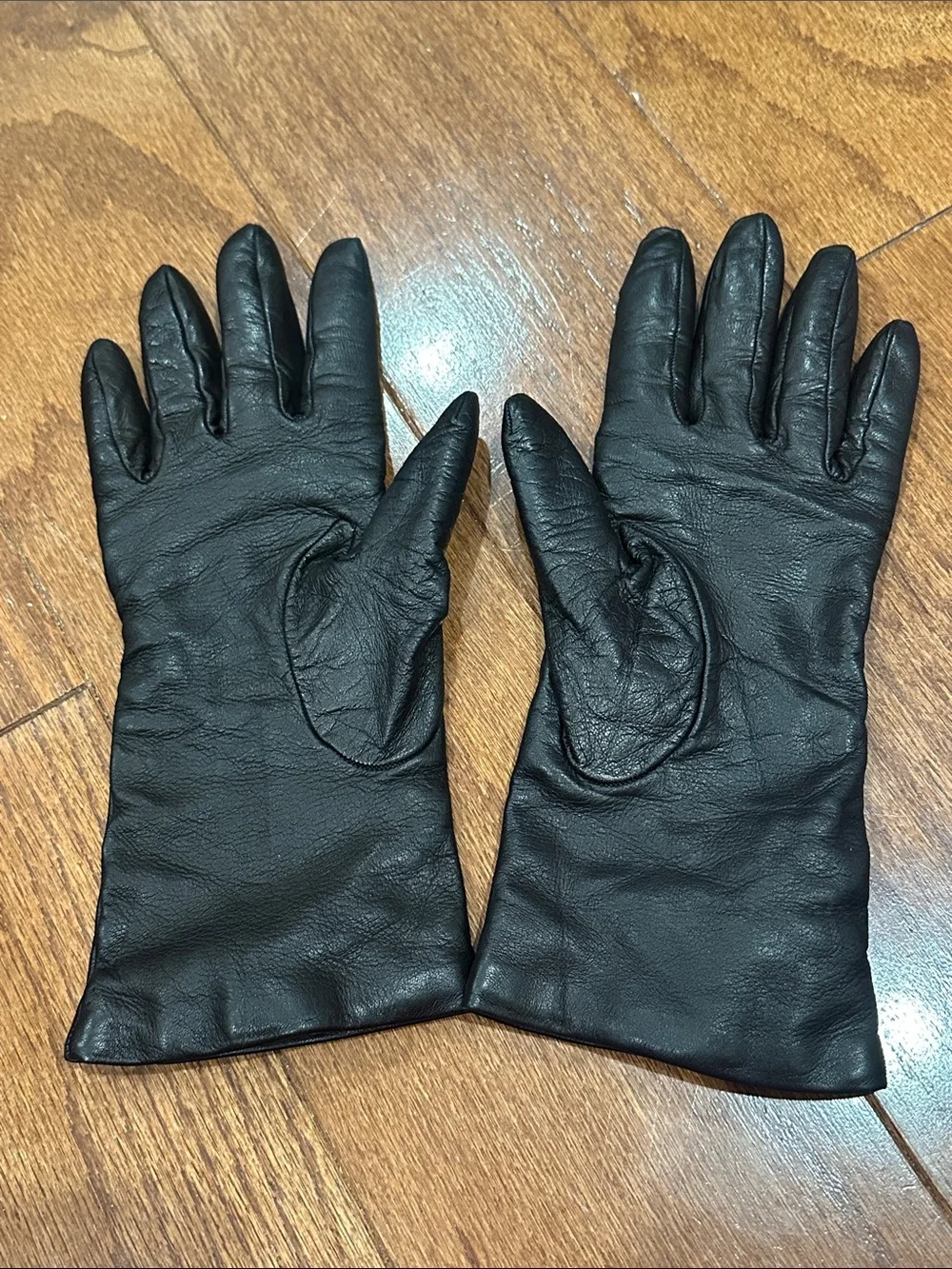 Talbots Black Leather Gloves - Classic Winter Accessory, cashmere lined